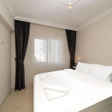 Apartamento 2 Km To Lara Beac Antalya